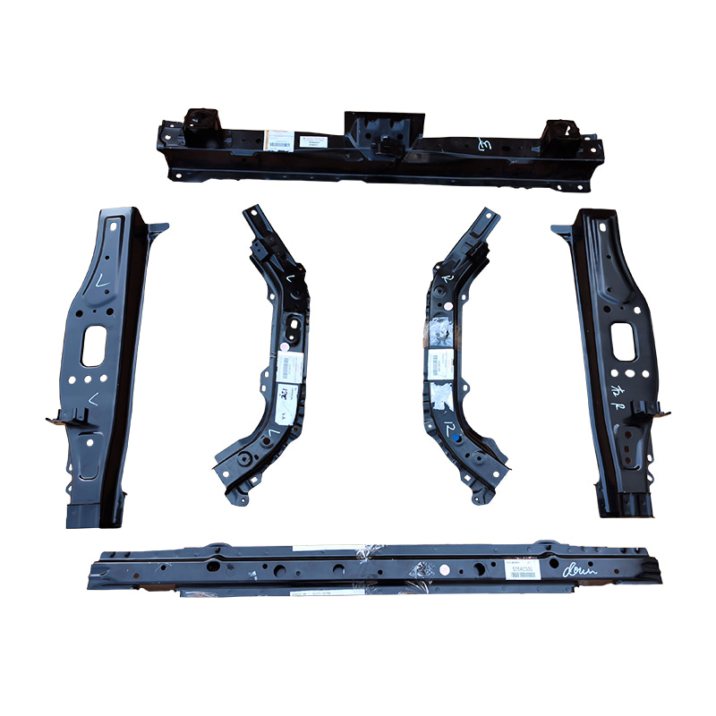 XPANDER 2021 radiator frame